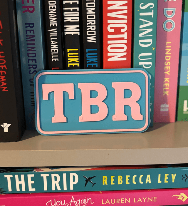 Bookcase Signs | TBR